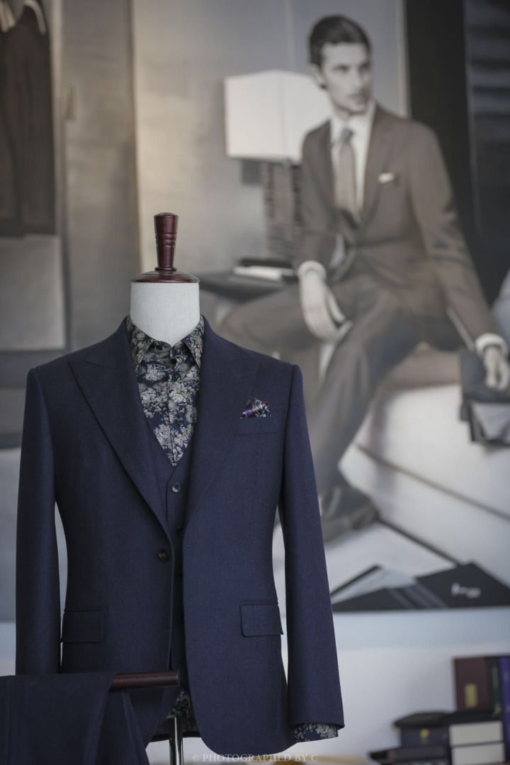 关于西装定制不可忽略的纽扣选择