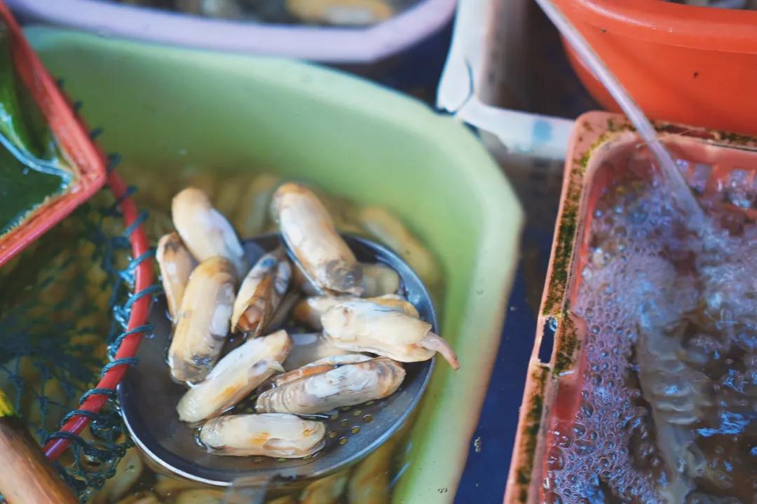 青岛好吃高端的店,青岛有什么很辣很好吃的