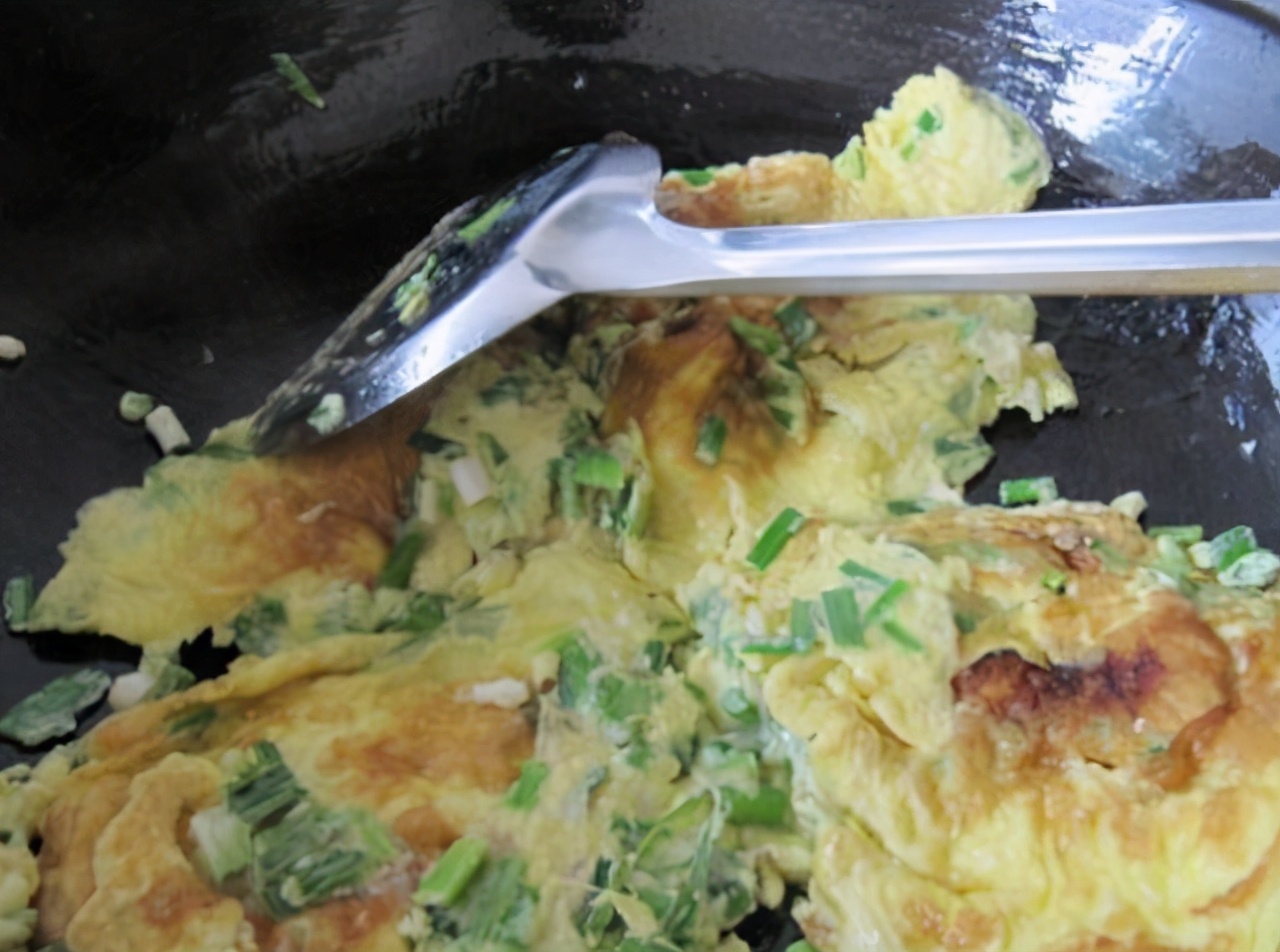 新鲜的蒜苗,蒜苗又新鲜又嫩