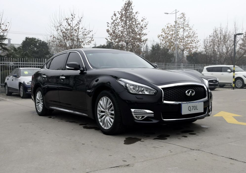 13万买来天籁公爵给你极致享受，3.0性能*萨特帕**在你头上暴扣