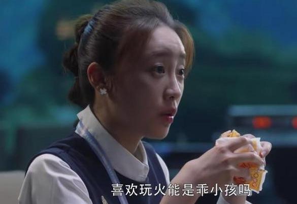 心狠手辣容嬷嬷，德艺双馨李明启，我们欠她的一个道歉