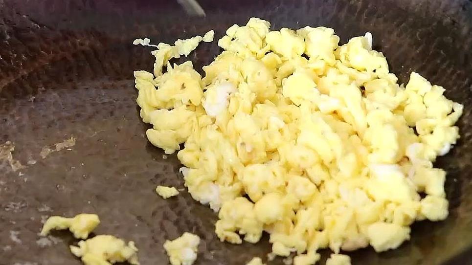 蒸包子的面怎么发包子不塌陷,蒸包子三层蒸锅下层包子塌陷问题