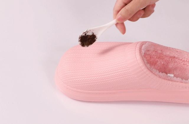 穿上这棉拖，如同踩在大朵棉花上，不怕水防滑、1秒解压，巨舒服