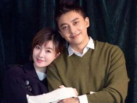 娱乐圈恩爱夫妻,被约定婚后不拍吻戏的李小萌王雷甜到了!