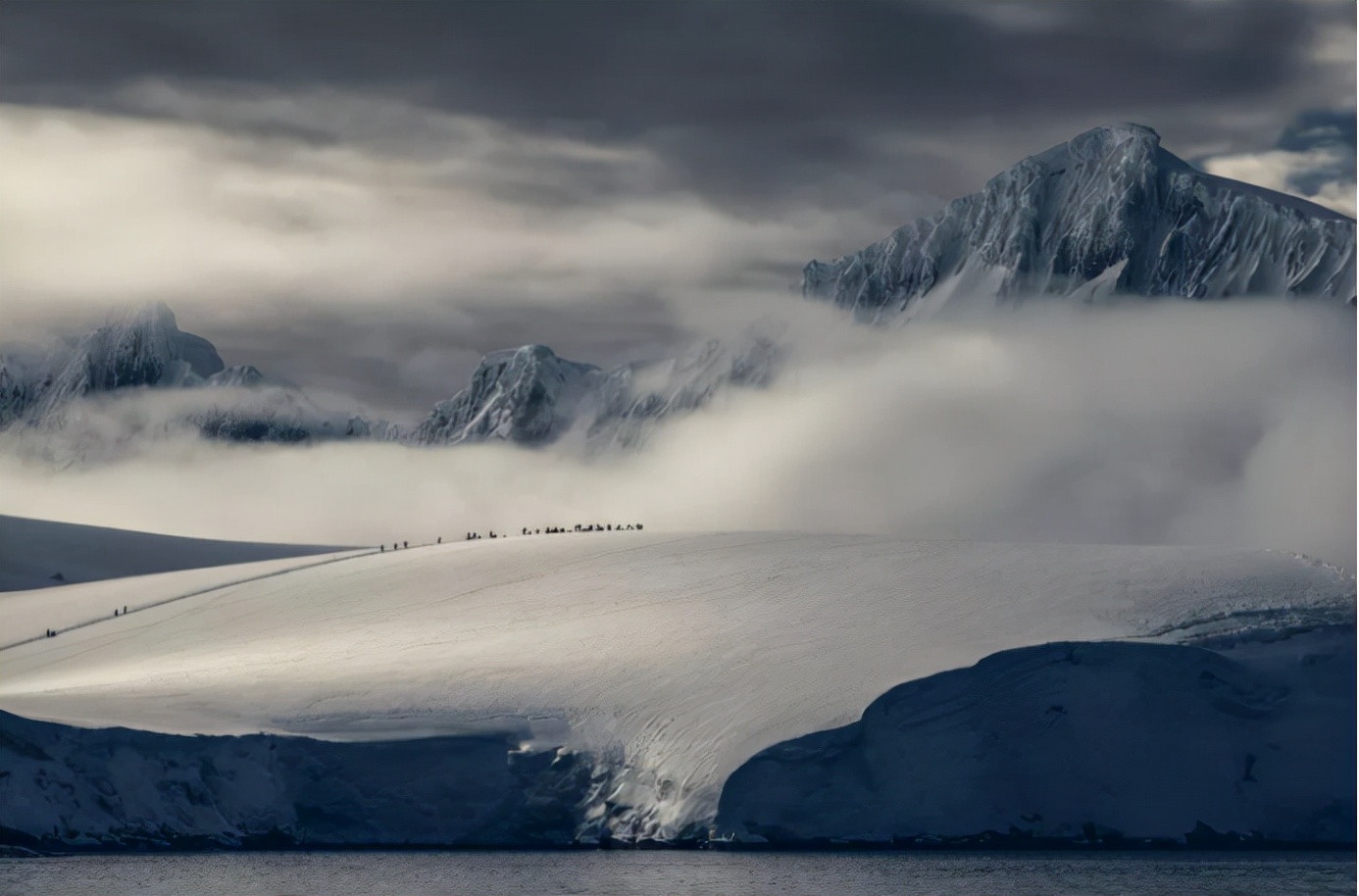人类是怎么发现太空的,人类怎么发现南北极的