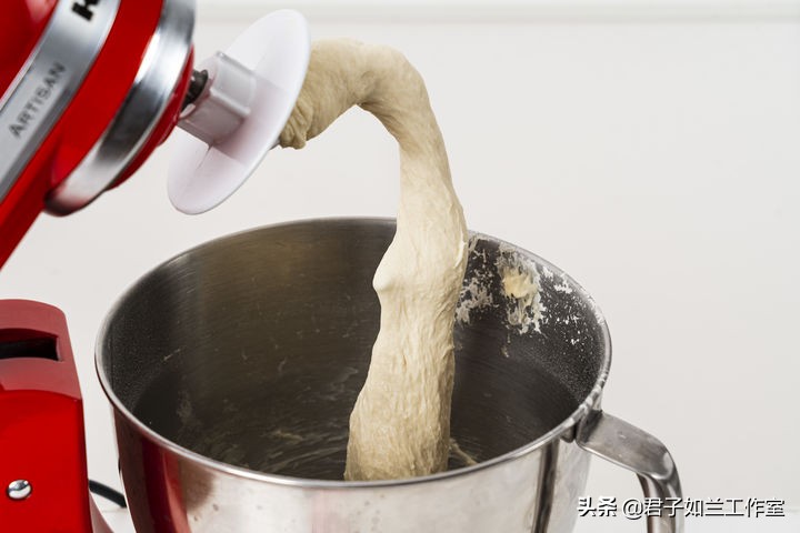 哪种高筋面粉做面包好,哪个牌子的高筋面粉做面包好吃