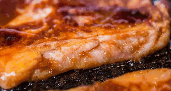 烤焦的肉类中含有什么致癌物,烤焦肉串有毒吗