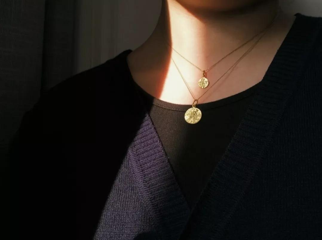 时髦研修所Vol.1|我好像...已经到喜欢买金子的年纪了