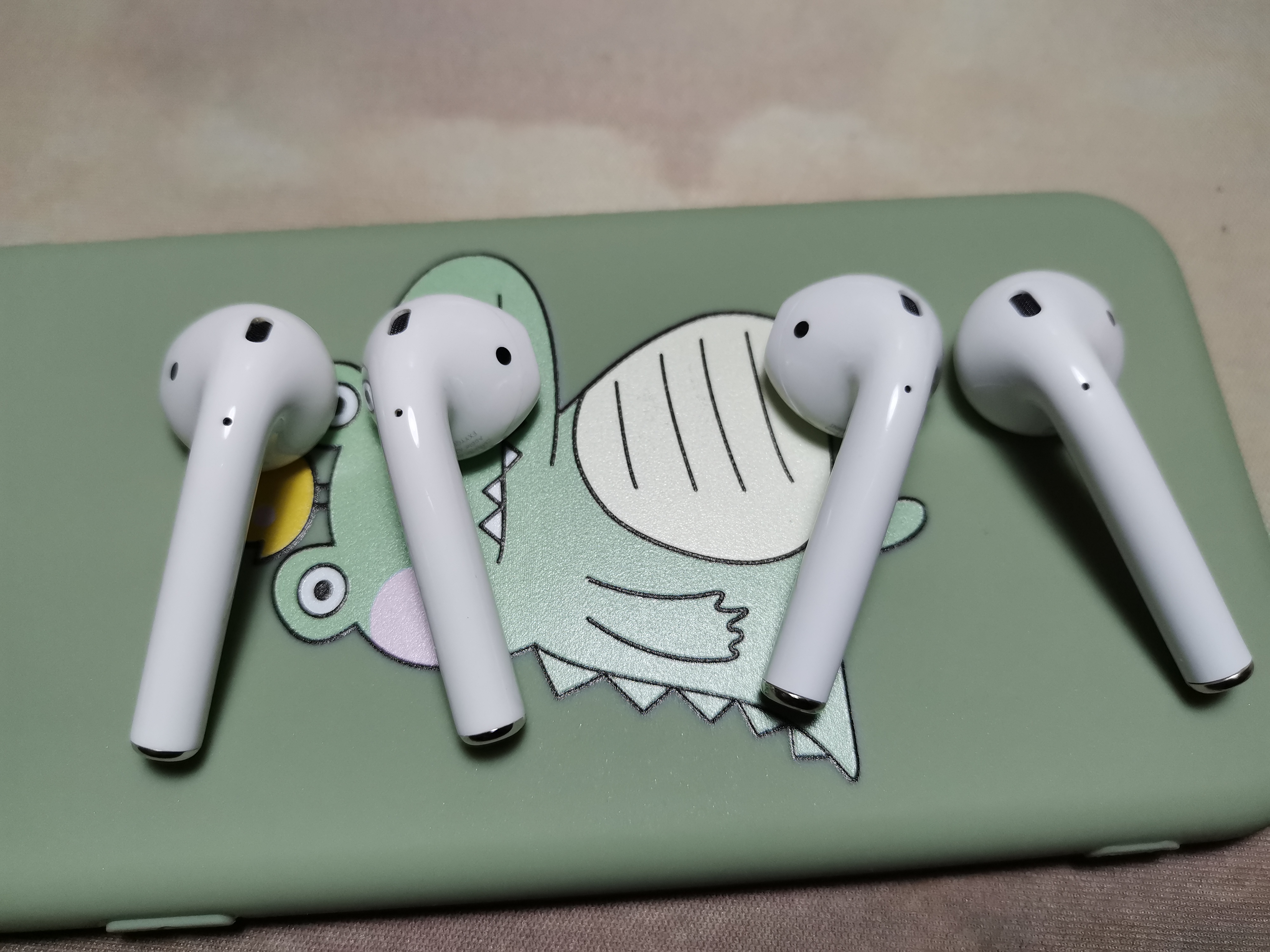 买华强北耳机好还是苹果airpods好,华强北airpods2代多少钱