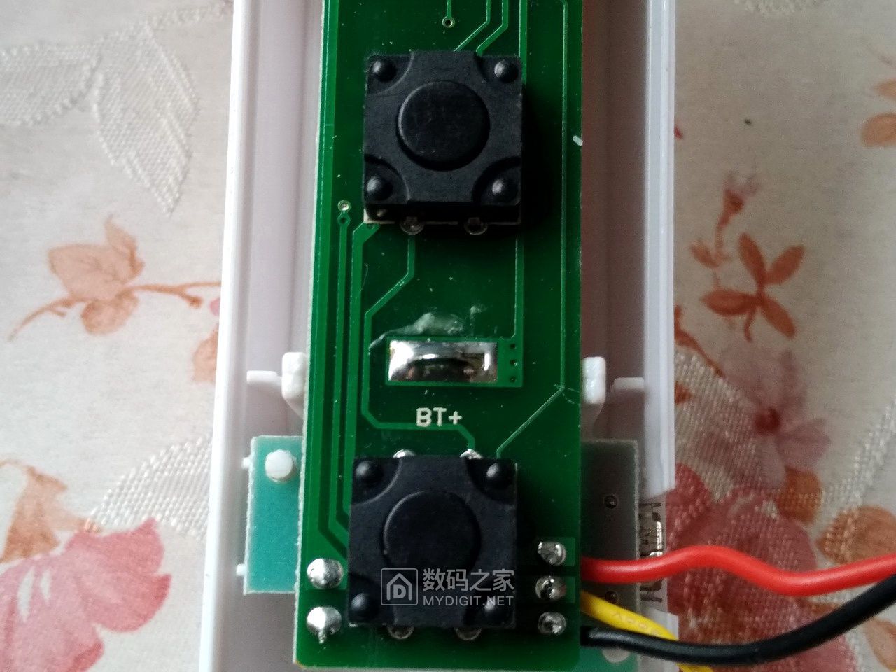 电蚊拍电路图原理检修视频,电蚊拍电路故障维修大全