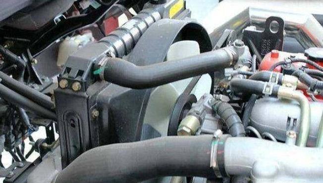 汽车散热器风扇坏了有什么影响,汽车散热器风扇时停时转怎么修