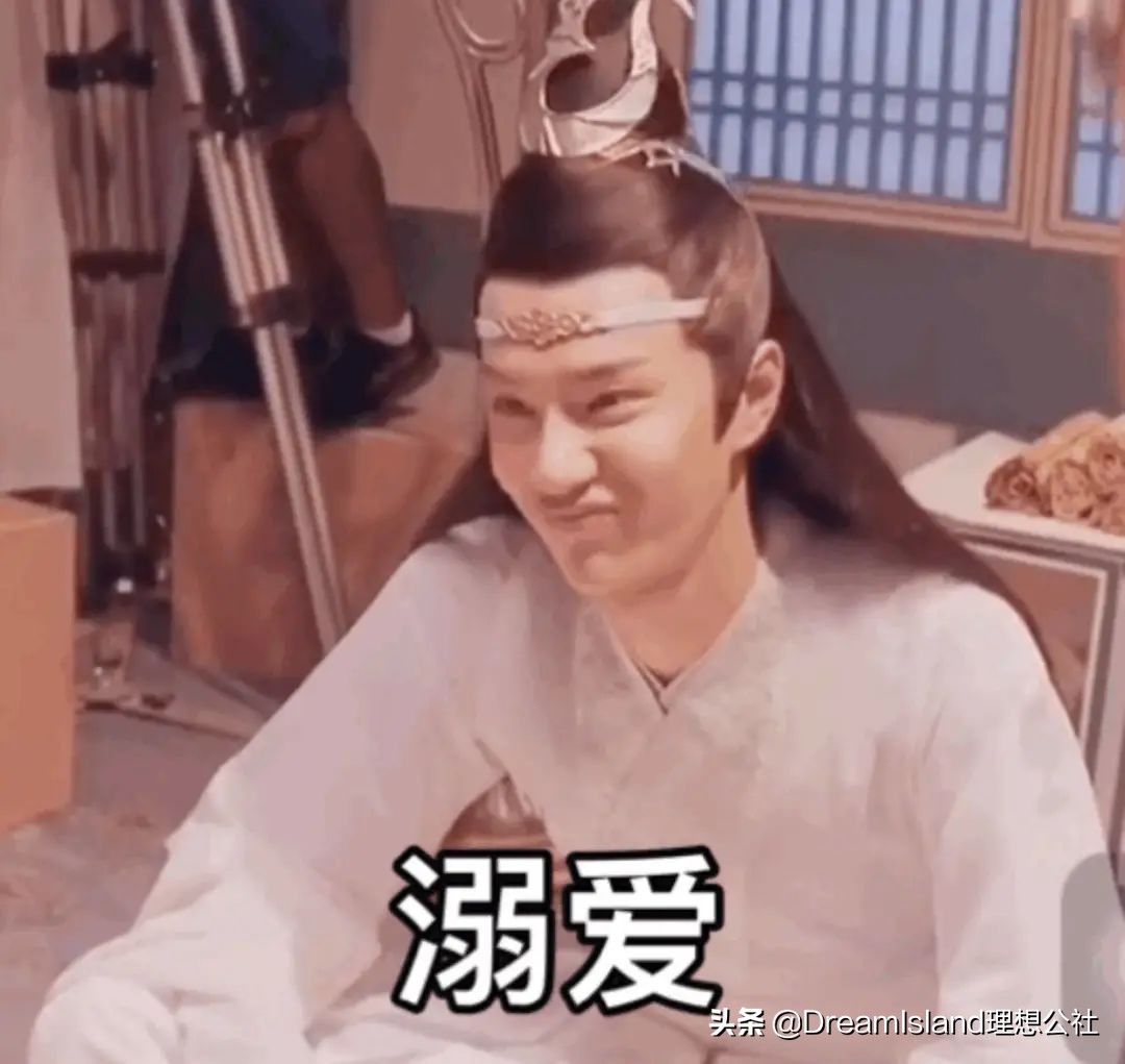 脸上有闭口毛孔粗大适合什么医美,毛孔粗大有闭口黑头该做什么医美