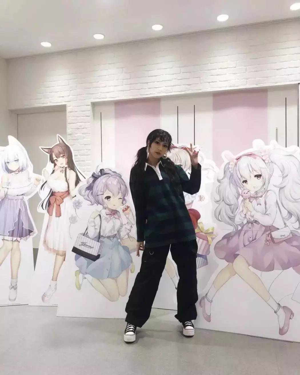 除了那位「E奶」女孩以外,DJ圈还有许多值得关注的小姐姐存在！