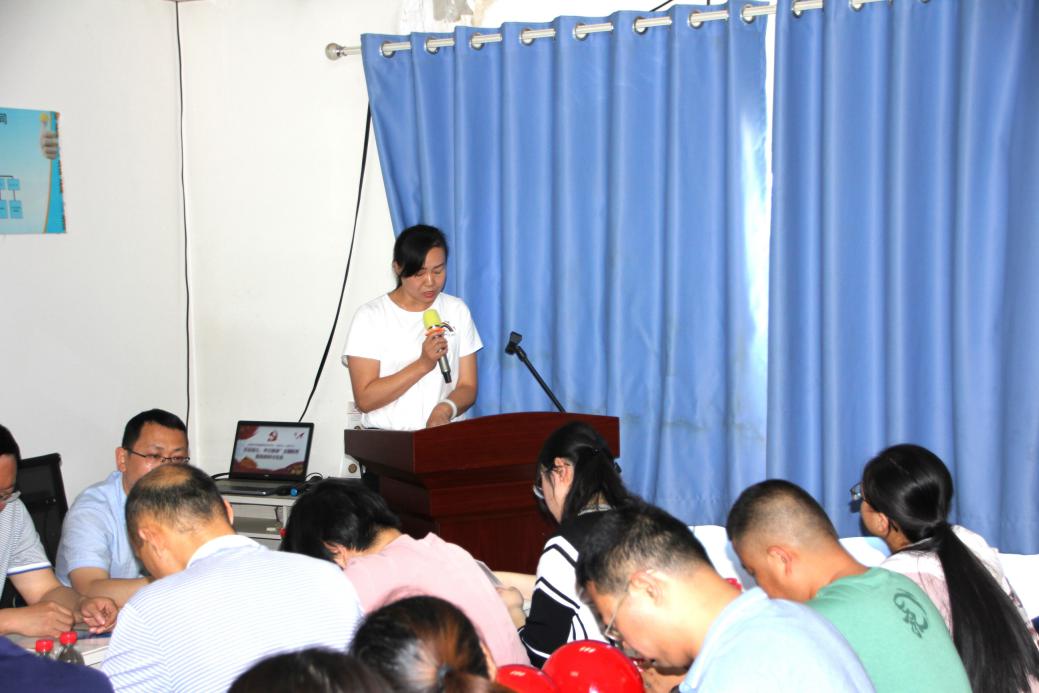 欢迎*疆新**自治区市场监督管理局领导莅临胡杨线缆公司交流学习