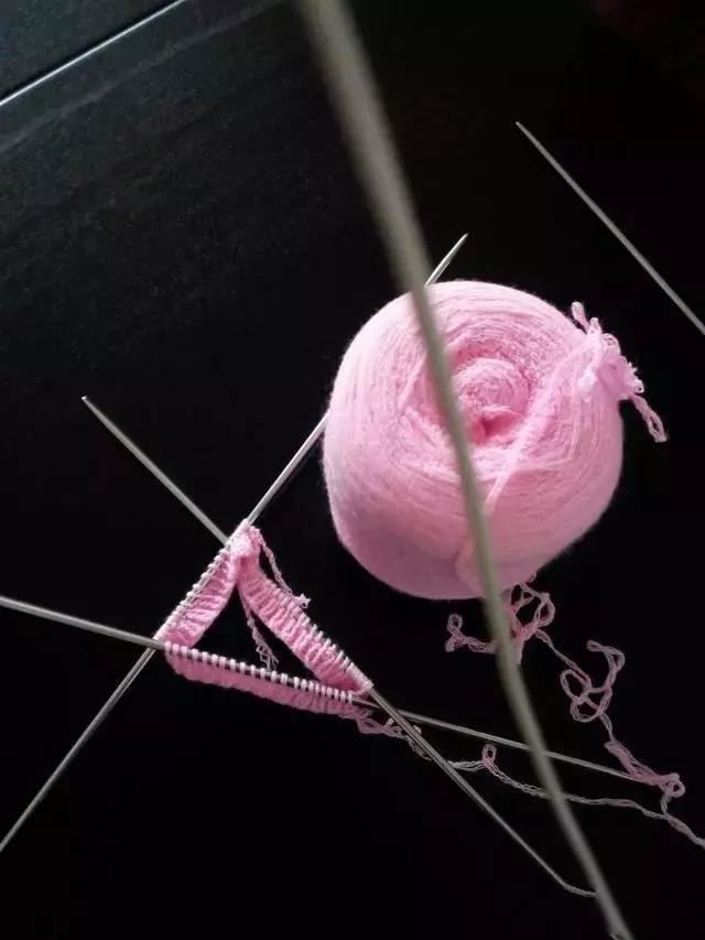 最简单的棒针袜子,棒针袜子教程粗毛线