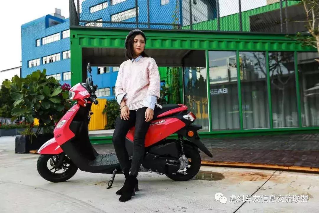 雅马哈巧格i1252023新车,雅马哈巧格125i2023款骑行