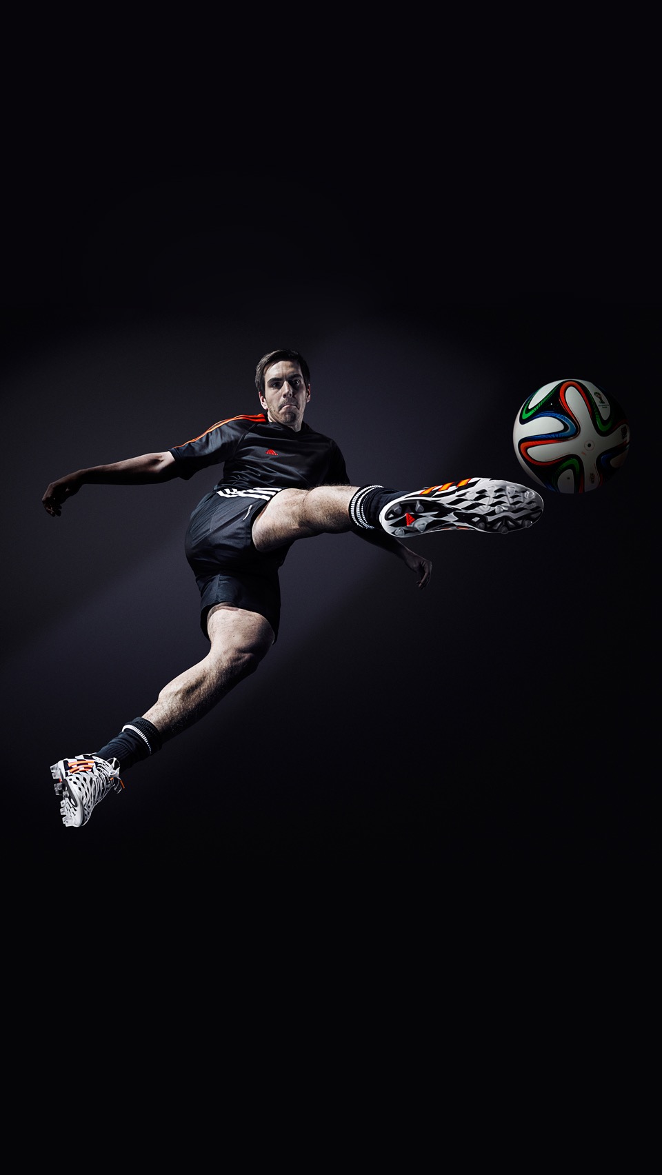 国足胜利的壁纸,国足足球横屏壁纸