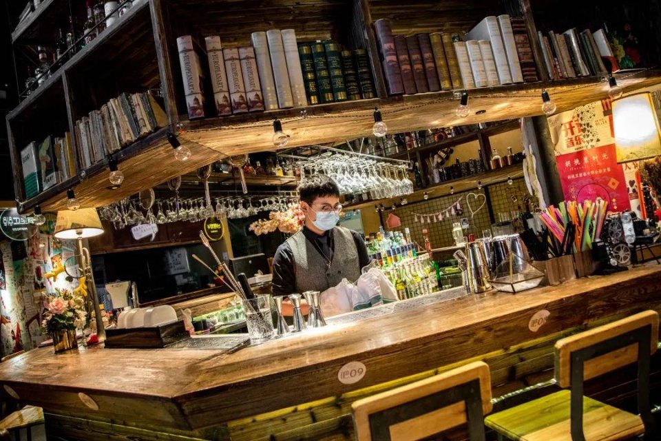 胡桃里乐队酒馆100元代金券,胡桃里音乐酒馆爱琴海店代金券