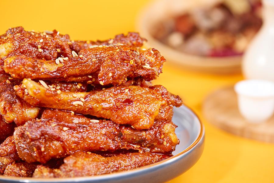 廖记棒棒鸡卤味加盟,怎样加盟卤味鸭货店