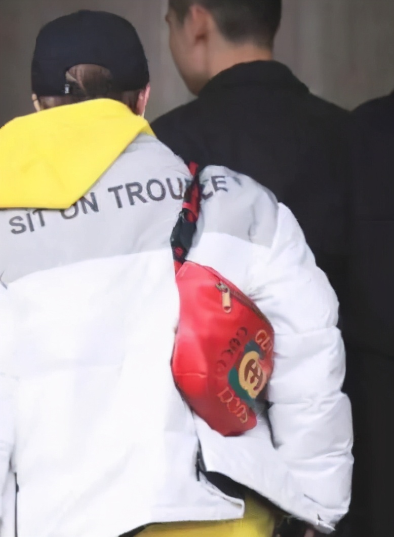 粉丝送明星礼物被嫌弃,粉丝给明星送的最奇怪的礼物