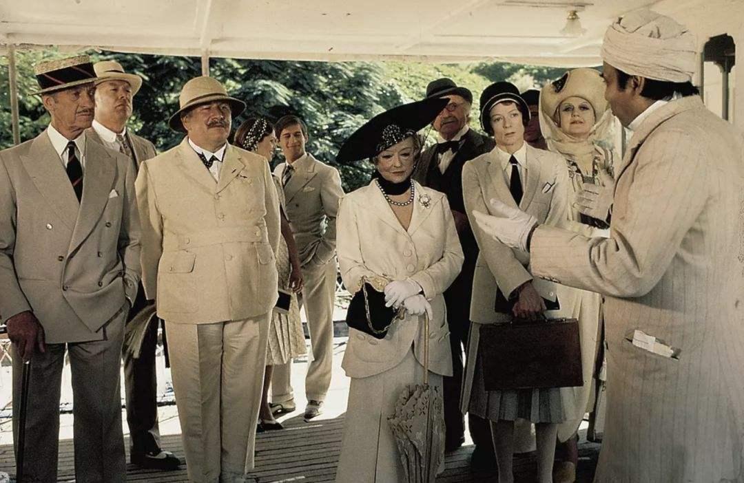 白富美插足闺蜜感情，游轮惨死，经典悬疑作品带你看阳光下的恶意