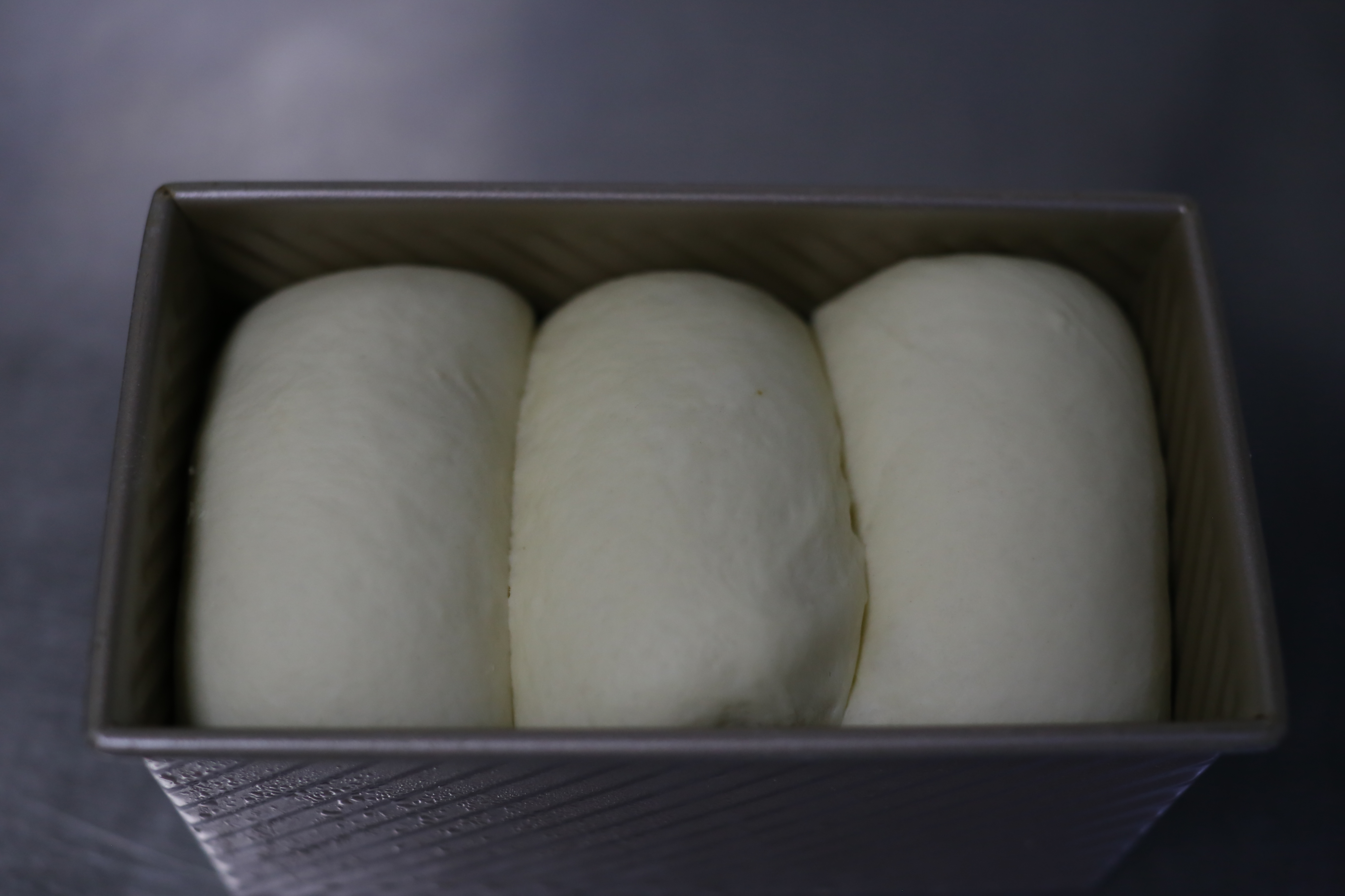 白吐司口感介绍,做吐司哪款高筋面粉好