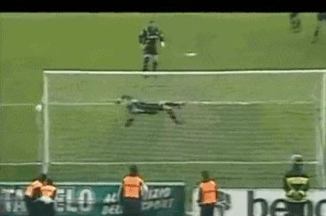 战神巴蒂斯图塔背影,战神巴蒂斯图塔哭泣