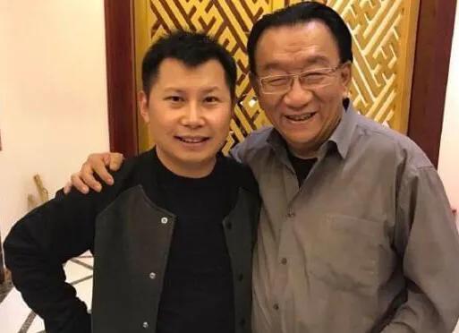 74岁侯耀华微博视频,72岁侯耀华公开录制视频