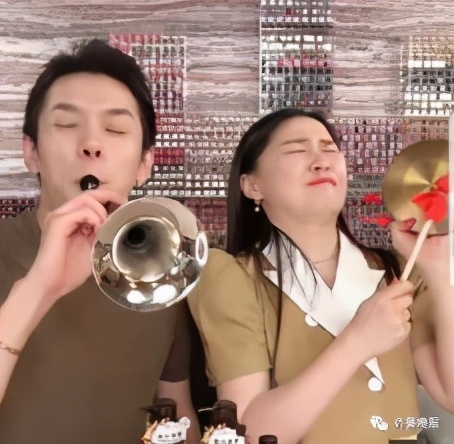 最强打工人！李佳琦预售卖35亿，却被曝卖假货？直播带货坑太多