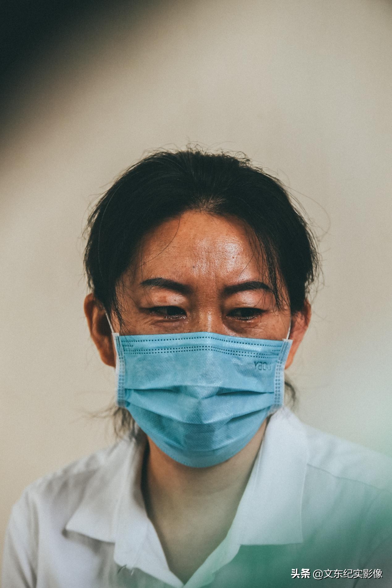 男生体验生孩子18级的痛苦,18岁小伙遭遇意外父亲泪流满面