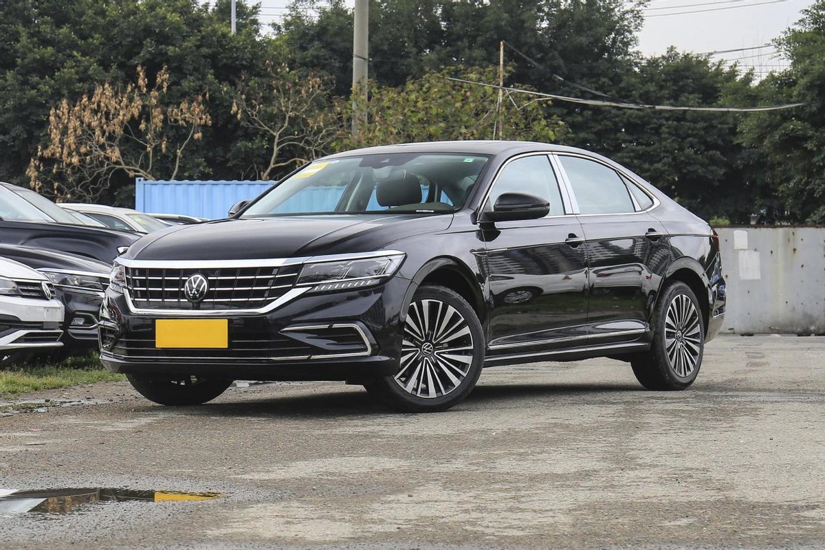 选迈腾还是凯美瑞,选迈腾还是特斯拉