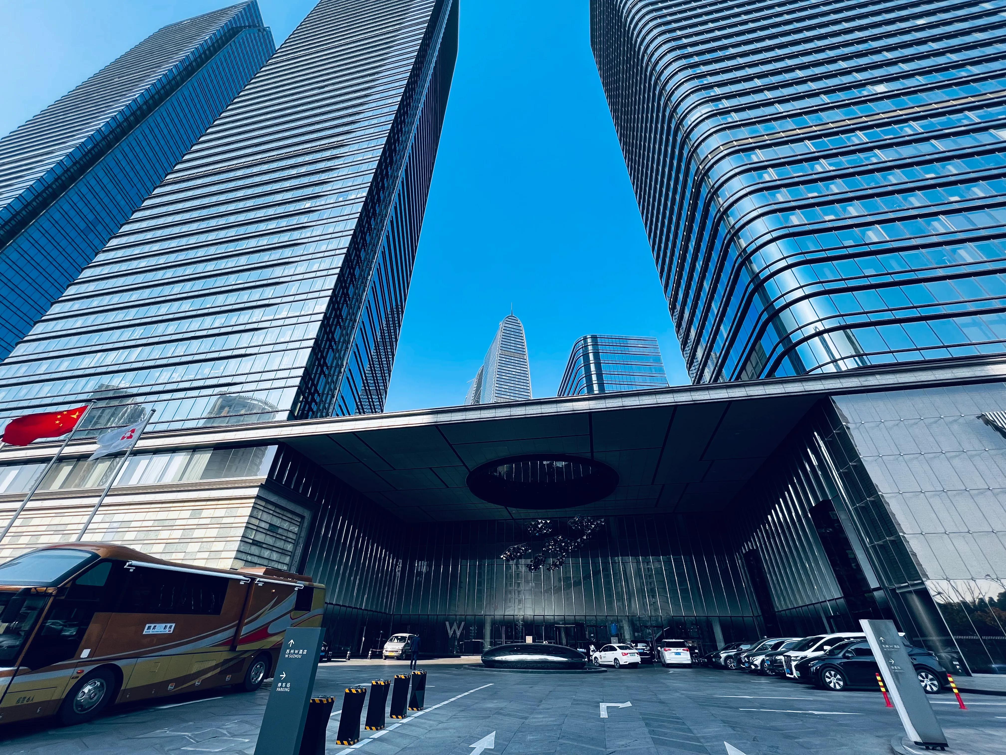 苏州w酒店多少钱一晚,苏州w酒店全景