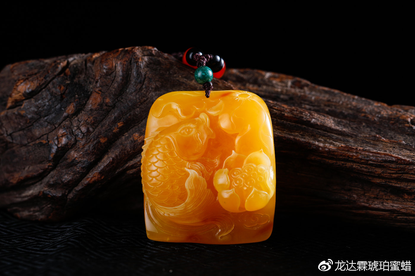 蜜蜡鉴别的方法和技巧,12种琥珀蜜蜡鉴定小妙招