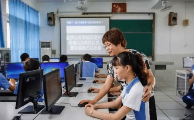 大学工科里难学的专业,工科类最热门专业也最难学的专业