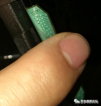 海信电视led55k5100u出现彩色条纹,海信led55k5500us背光很暗故障