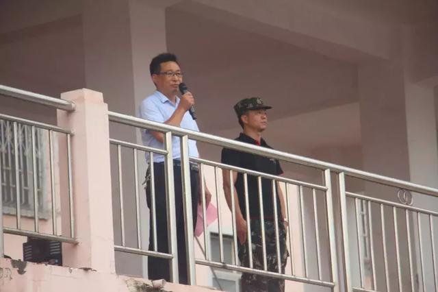 固始三中军训表演视频,固始永和学校军训