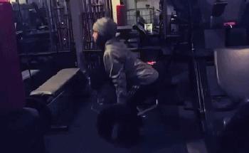 健身房保洁阿姨为什么那么有实力,健身房保洁阿姨肌肉