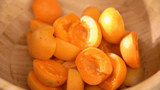 杏子果酱的制作方法,摩洛哥雏菊杏子果酱和桃子果酱