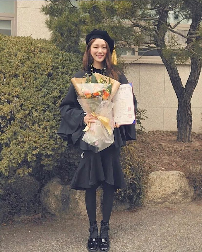 韩国长腿李圣经,李圣经美丽瞬间