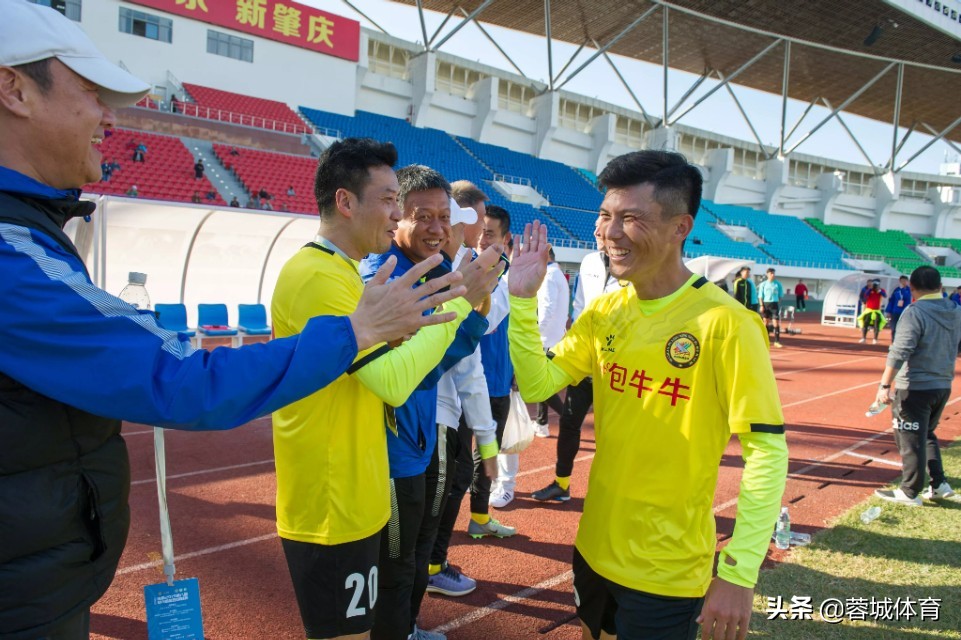 老甲A四川2：1逆转陕西，堪比当年“成都保卫战”