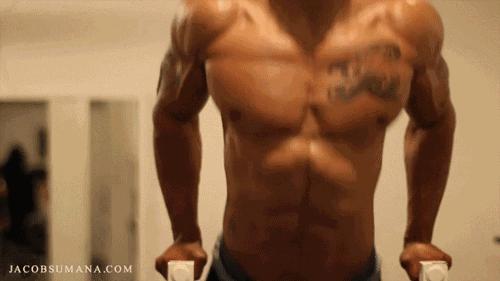 23岁被称为健身圈“肌肉蠕动人”全身肌肉自由律动似有特异功能