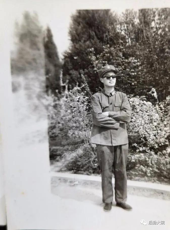 鐕曞北鑴氫笅鍐涙牎鍥剧墖,鐕曞北灏戝勾鍐涙牎