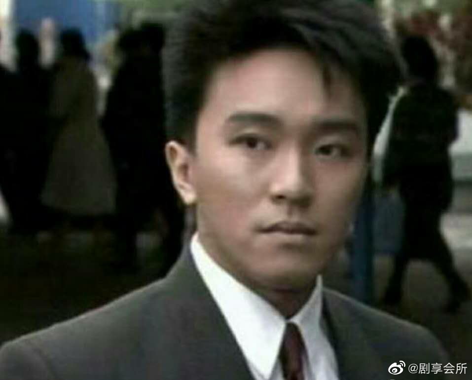 星爷电影里那些经典的星女郎,星爷的星女郎完全就是颜值的巅峰