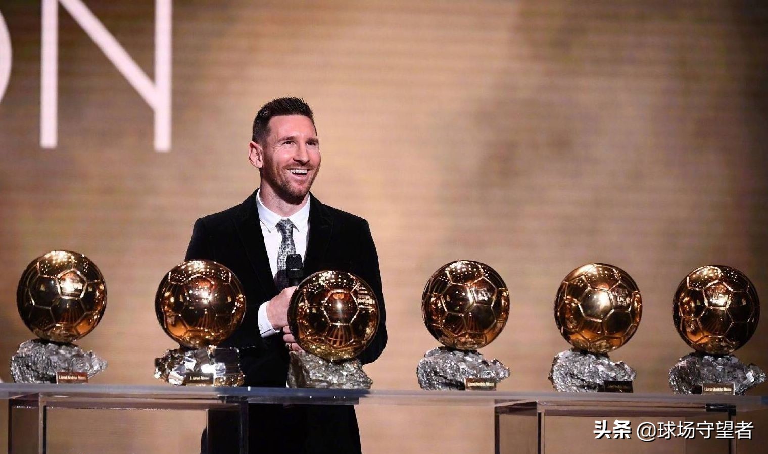 盘点足坛夺冠奇迹,盘点各大足球球星获得的冠军