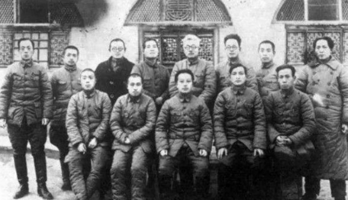 1935年，在遵义会议上挖苦毛主席的凯丰同志，后来怎么样了？