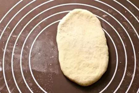 法式蒜香烤肠面包做法,丹麦烤肠面包做法