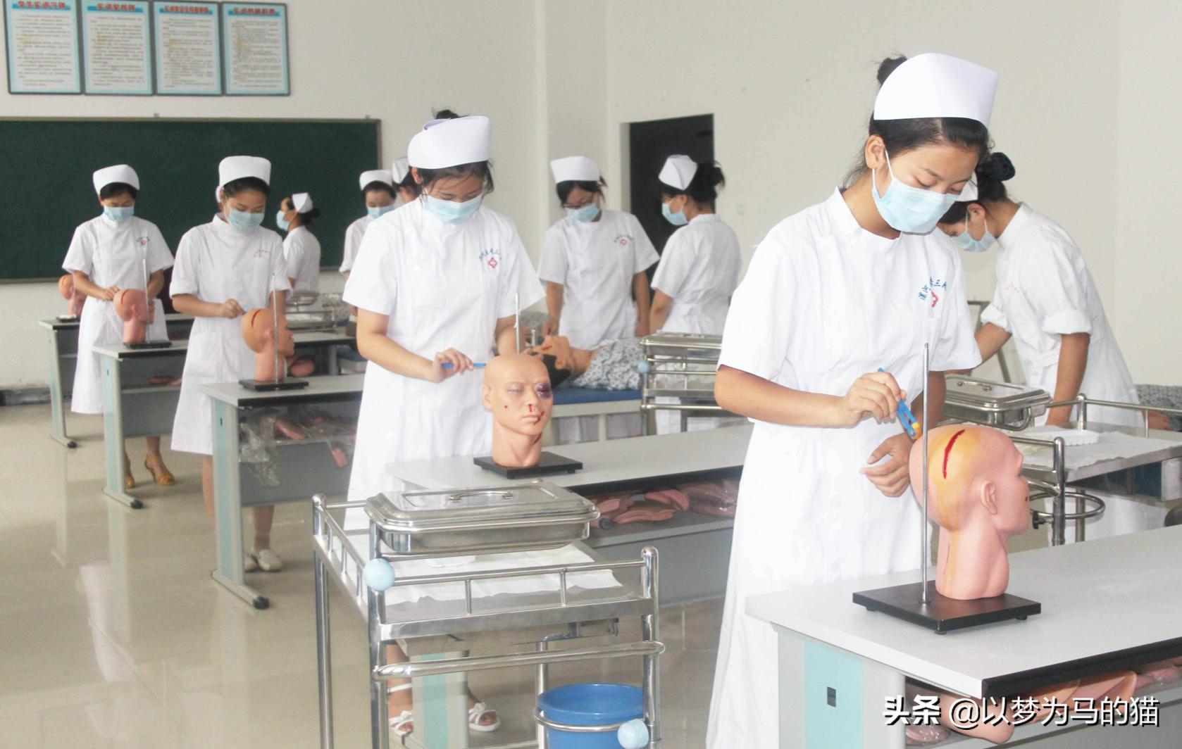 医学类专科女生适合什么专业,适合女生就业的医学专业