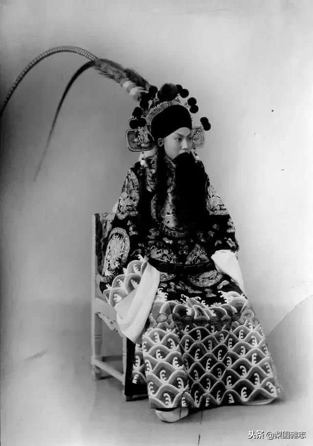 孟小冬纪录片完整版,孟小冬被采访的真实影像