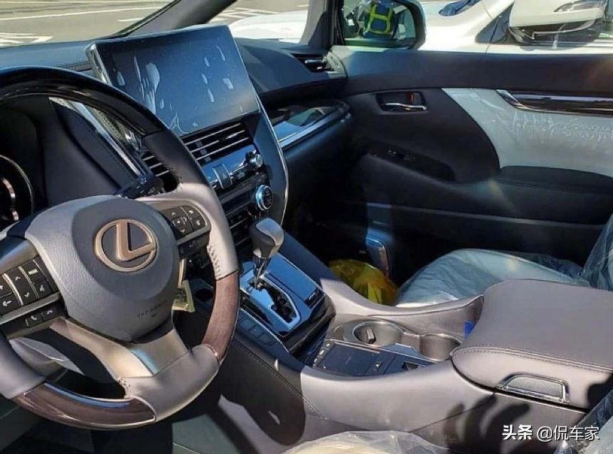 新车速递|加价80W不一定提车?雷克萨斯LM将于2月24日上市