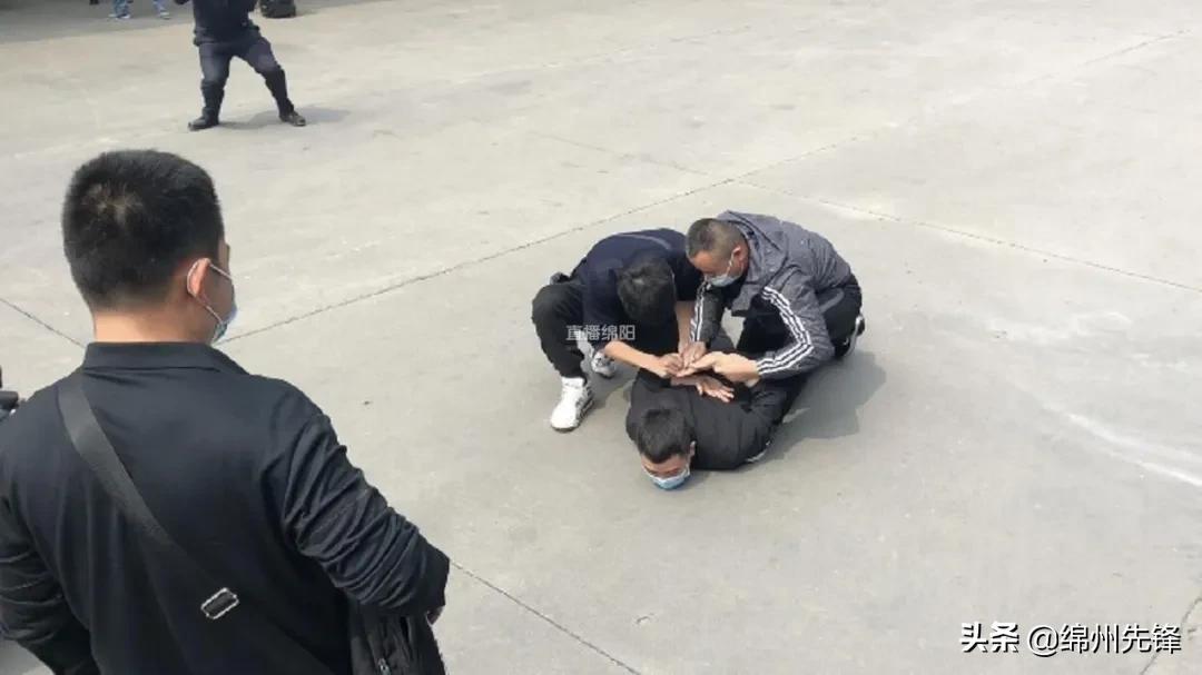 你要保护好自己的隐私,你要保护别人也要保护好自己